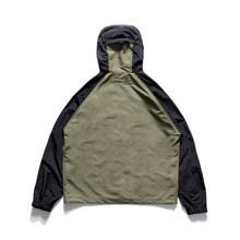 Load gambar ke Gallery FOOM x Dominate - Camo Alpha Jacket | Liquid Vape Terenak dan Pods Vape Terbaik | FOOM